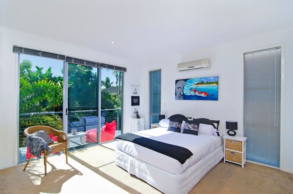 24 Sarawak Avenue, PALM BEACH QLD 4221, Palm Beach - Thumbnail 4