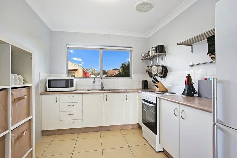 539 Oxley Road, Sherwood QLD 4075, Sherwood - Thumbnail 2