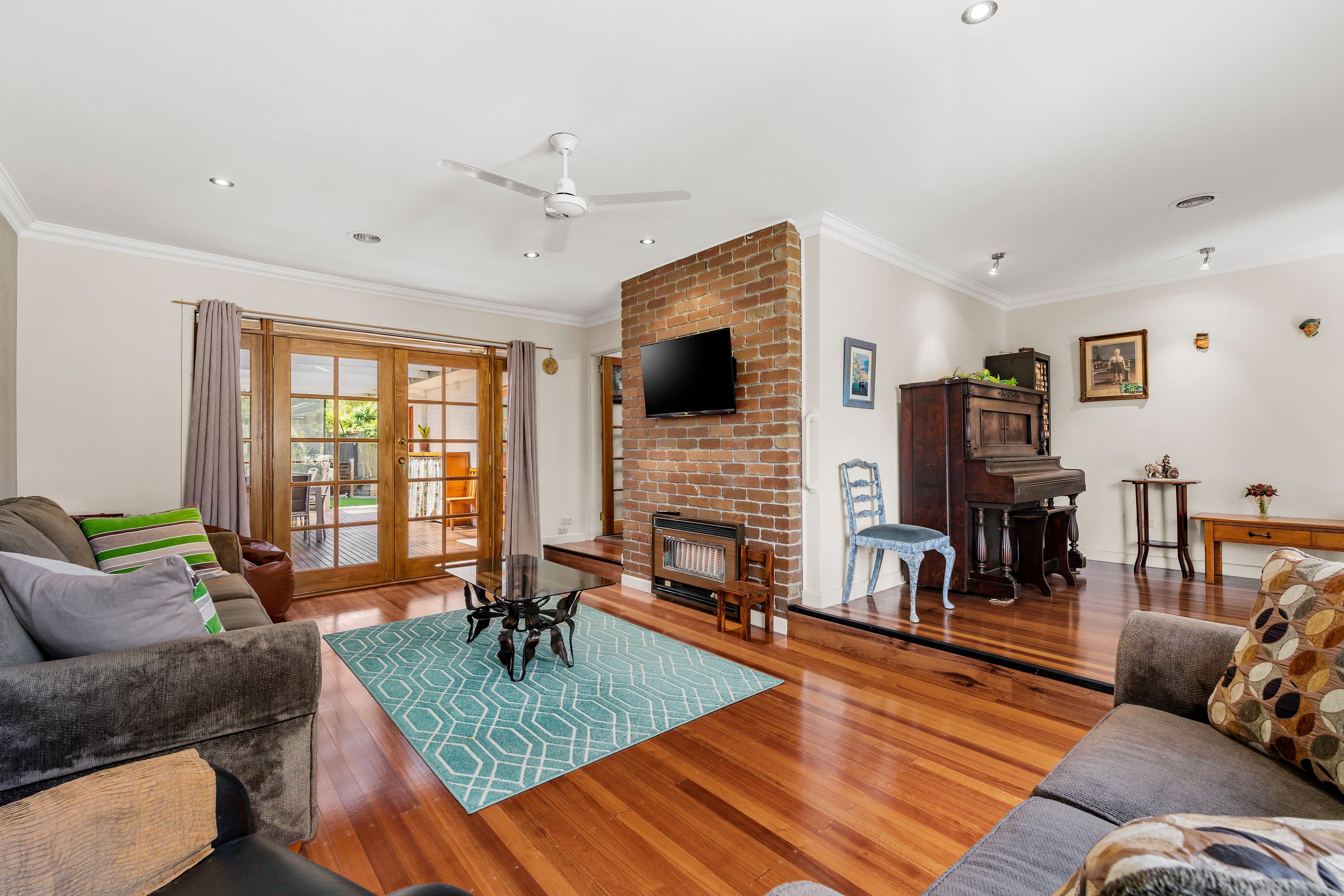 4 Yale Place, Bundoora VIC 3083, Bundoora - Thumbnail 2