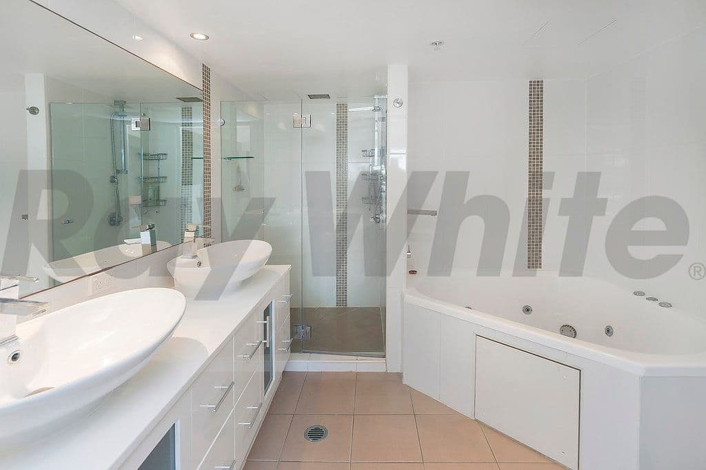 62 Old Burleigh Road, Surfers Paradise QLD 4217, Surfers Paradise - Thumbnail 7