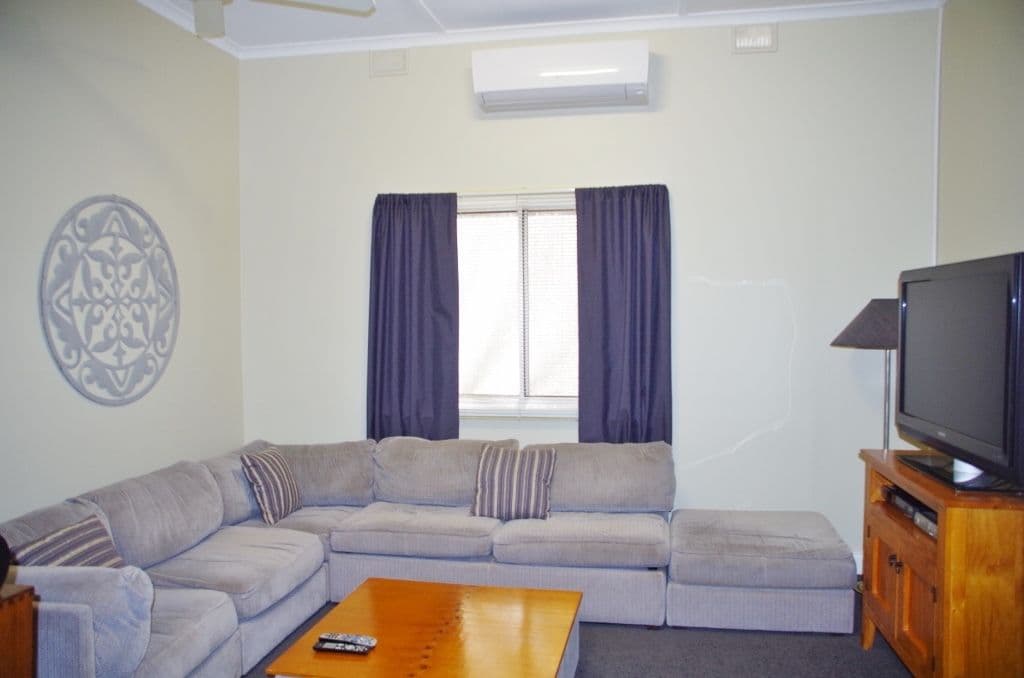 203 Fourteenth Street, Renmark SA 5341, Renmark - Thumbnail 5
