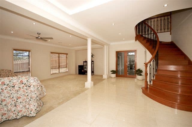 6 Denison Place, ROXBURGH PARK VIC 3064, Roxburgh Park - Thumbnail 3