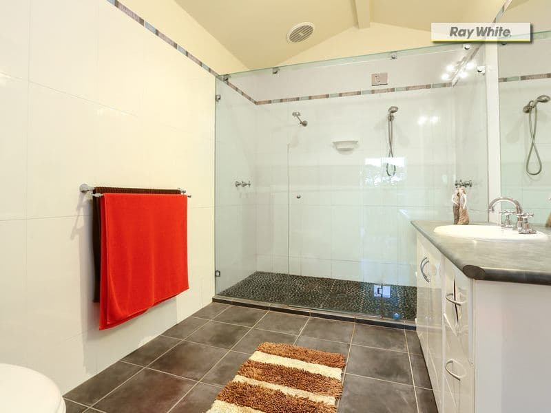 33 Azure Avenue, BALNARRING VIC 3926, Balnarring - Thumbnail 2