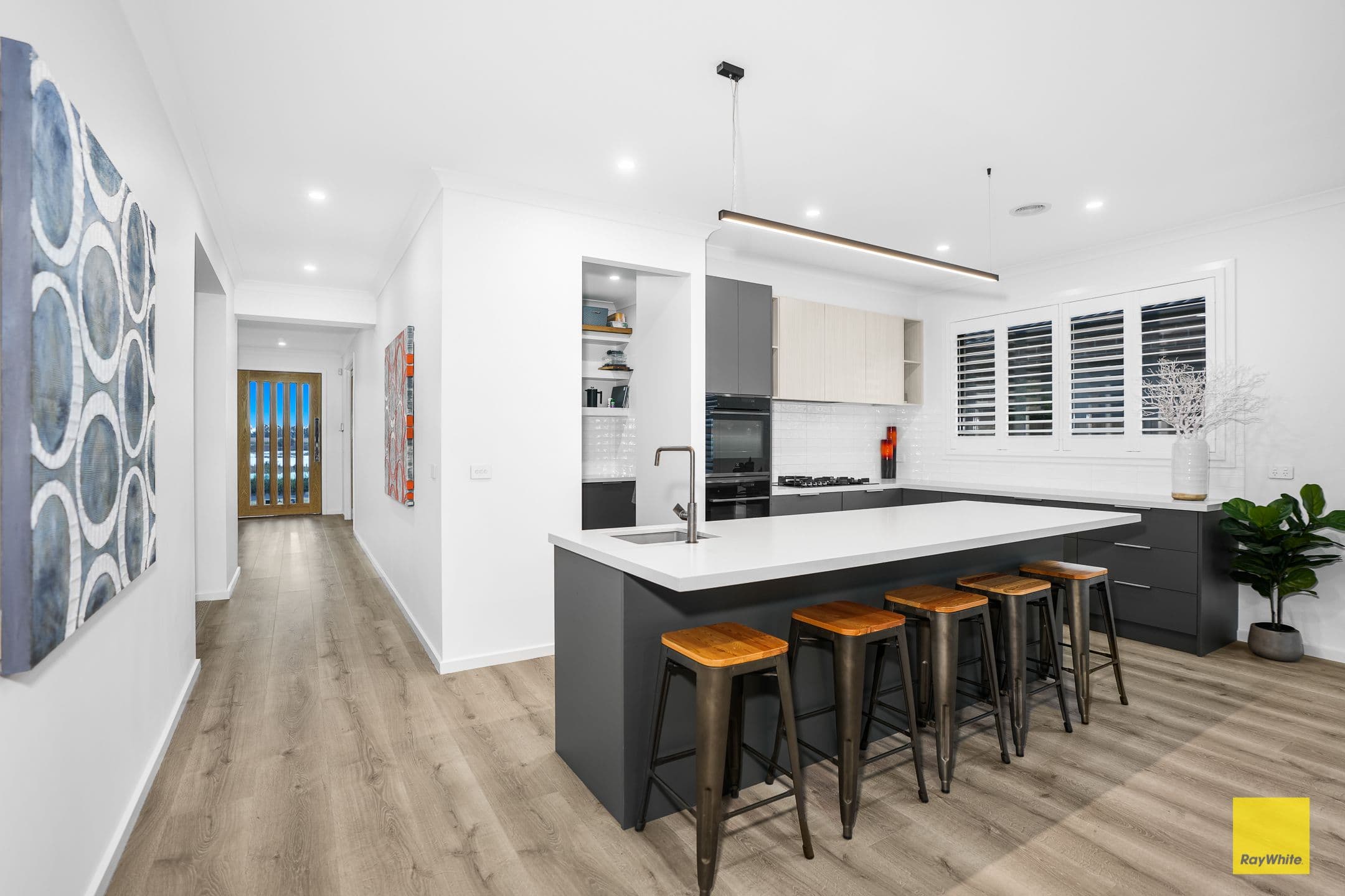 46 Featherwood Drive, AINTREE VIC 3336, Aintree - Thumbnail 4