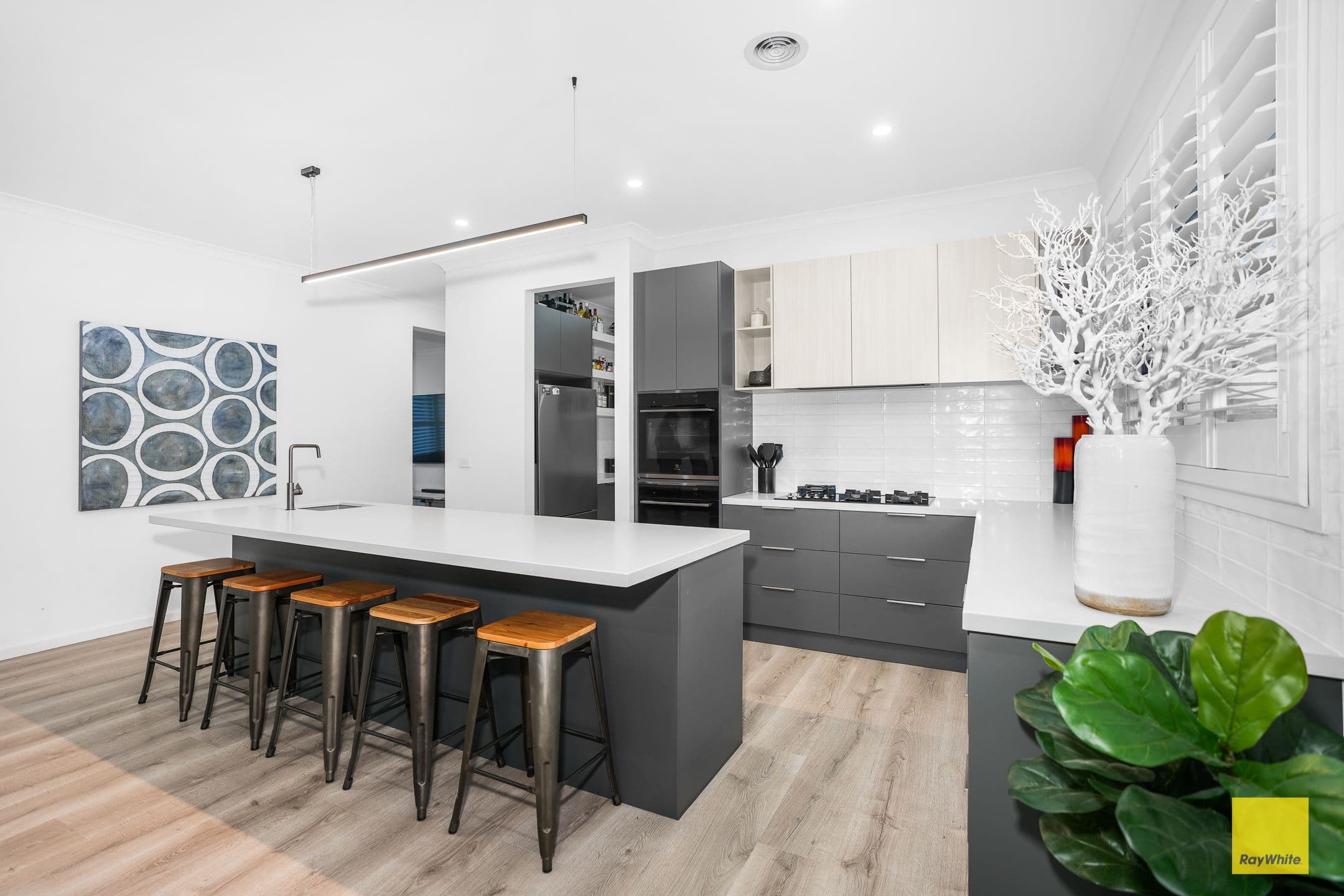 46 Featherwood Drive, AINTREE VIC 3336, Aintree - Thumbnail 8