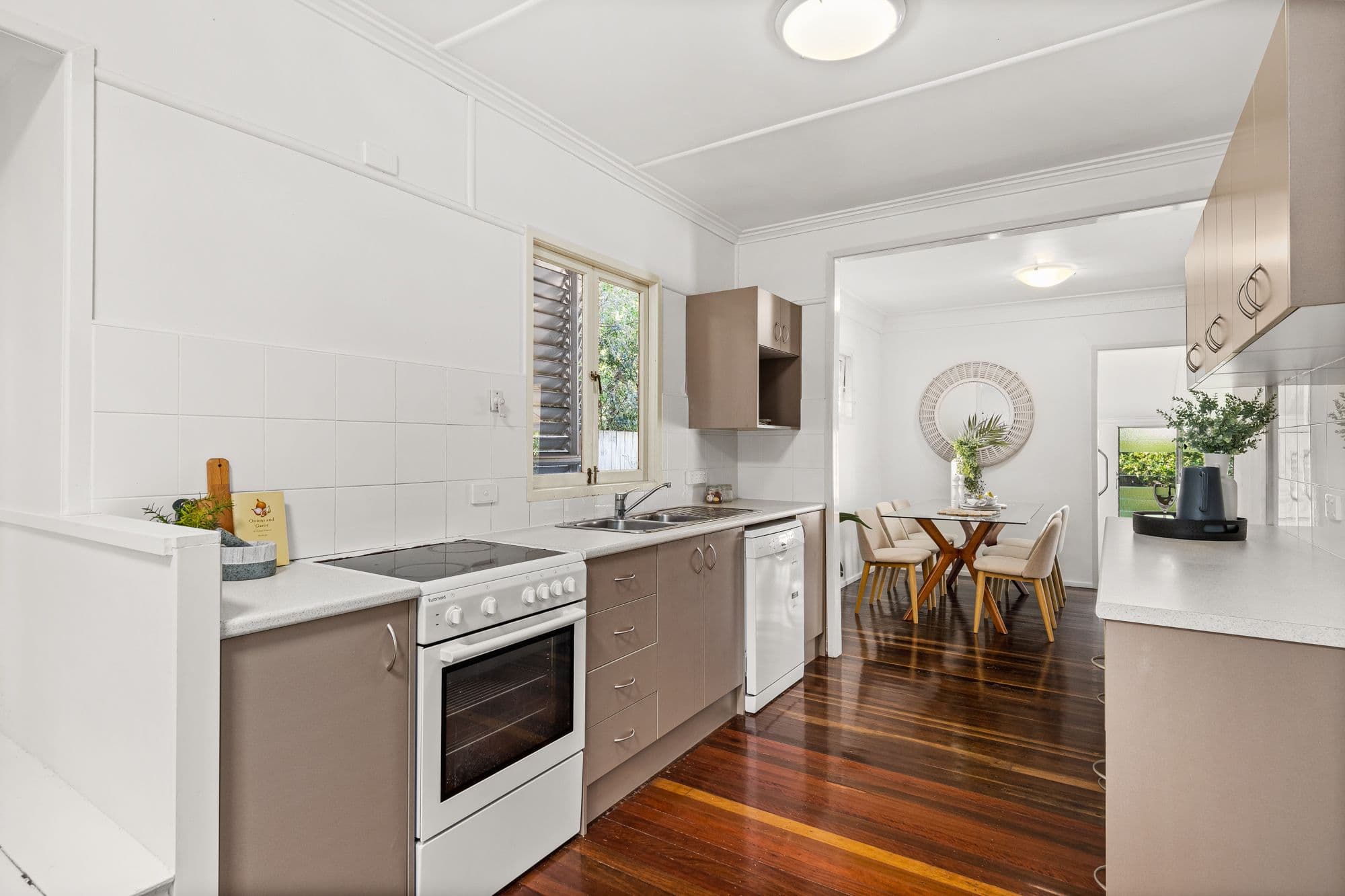 9 Jordan Street, Sherwood QLD 4075, Sherwood - Thumbnail 4