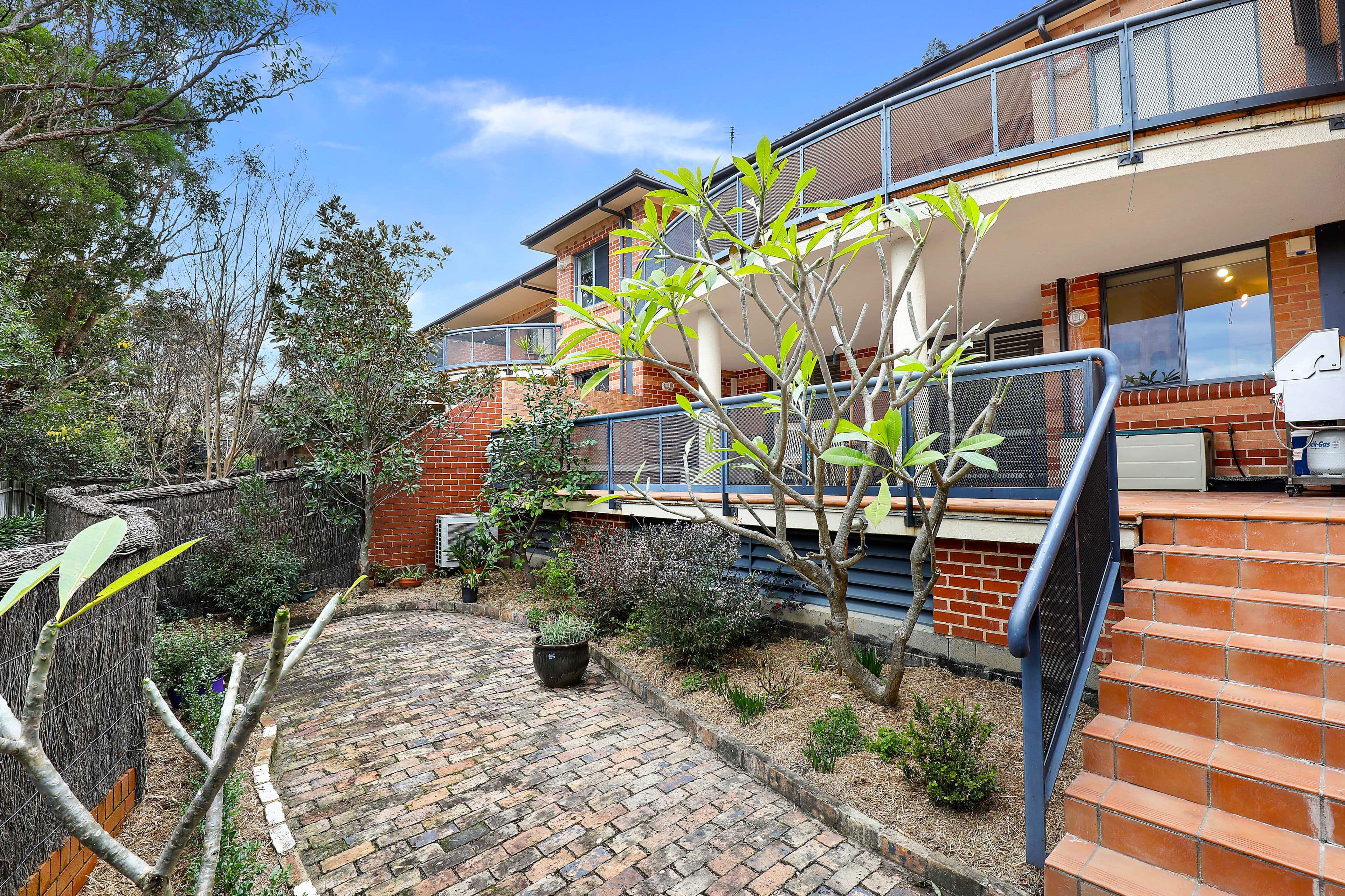 21-23 Goodchap Road, Chatswood NSW 2067, Chatswood - Thumbnail 3