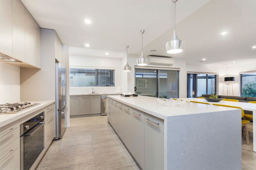 16 Eleanor Drive, Lucas VIC 3350, Lucas - Thumbnail 5