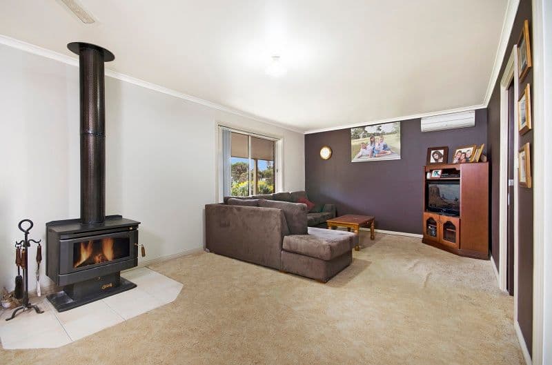 65 Brunel Street, Lethbridge VIC 3332, Lethbridge - Thumbnail 5