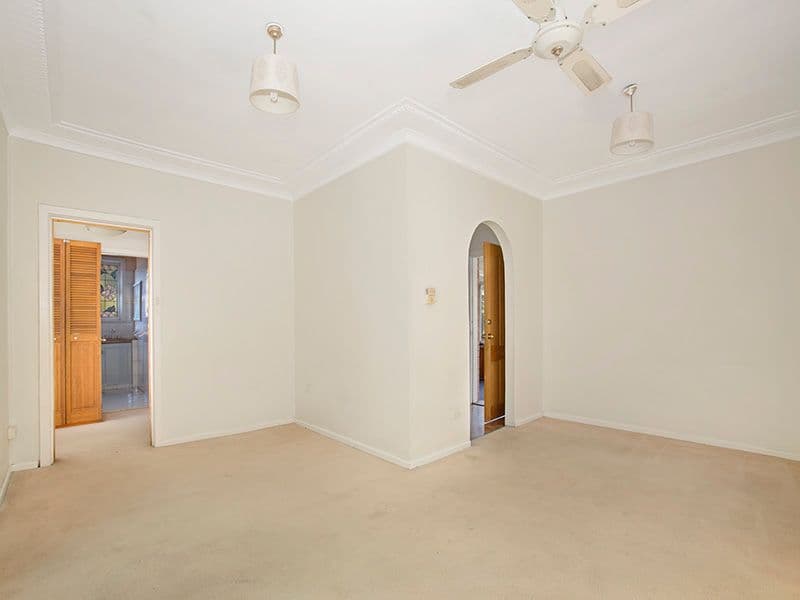 20 Bimbadeen Avenue, Miranda NSW 2228, Miranda - Thumbnail 4