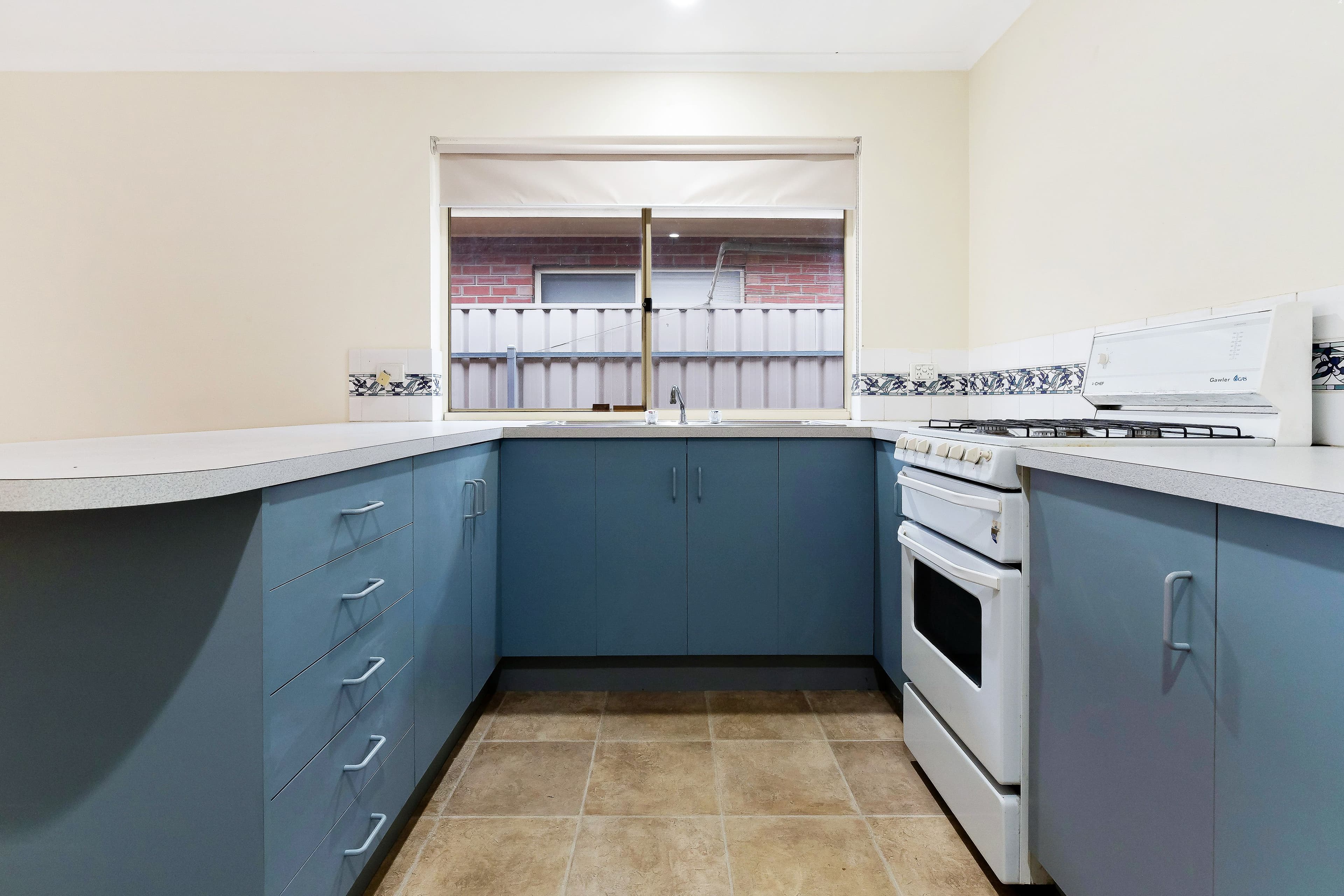 302 Victoria Road, Largs North SA 5016, Largs North - Thumbnail 4