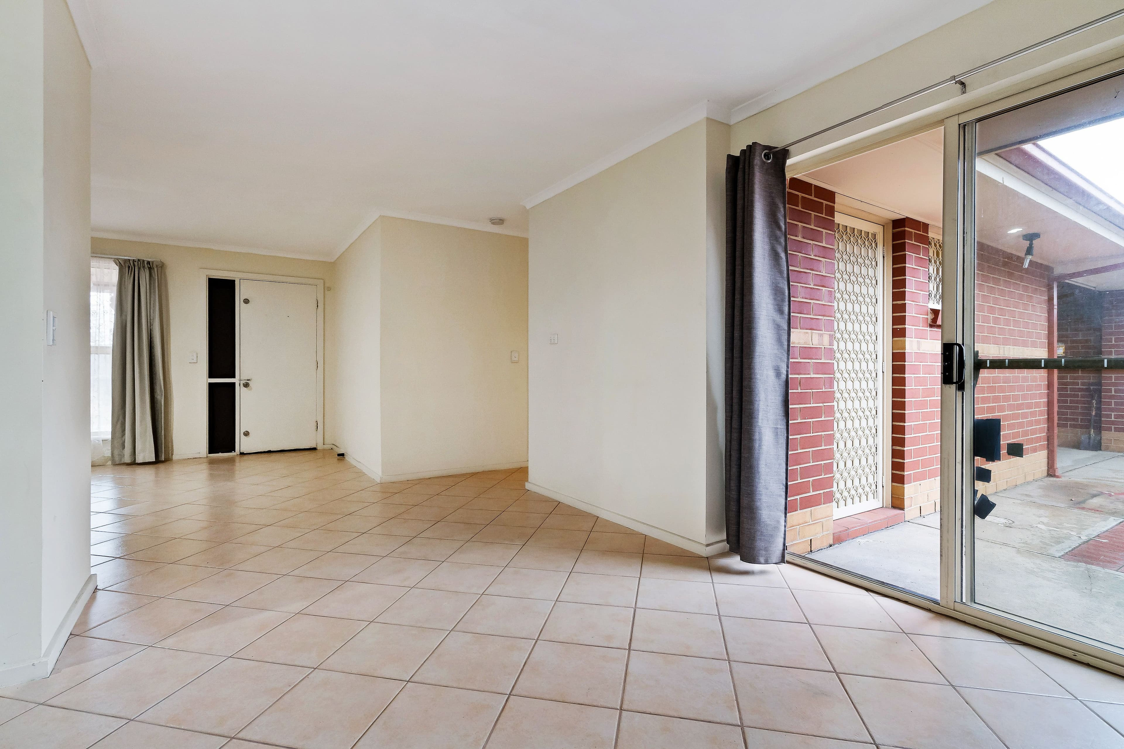 302 Victoria Road, Largs North SA 5016, Largs North - Thumbnail 6
