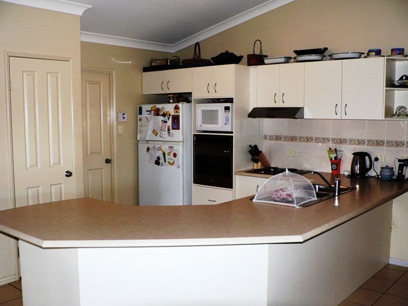 4 Blue Range Drive, ALGESTER QLD 4115, Algester - Thumbnail 3