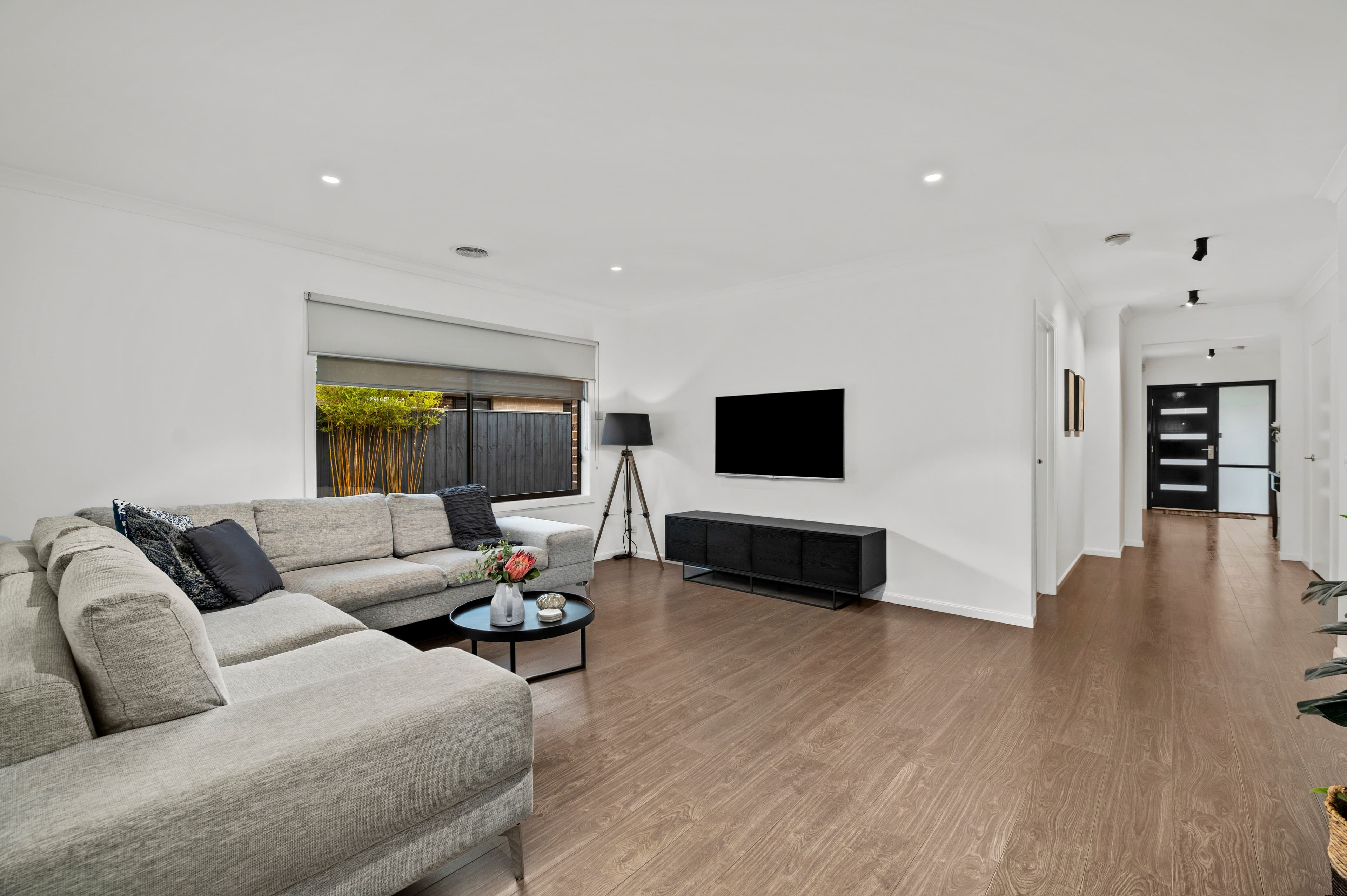 34 Cloverfield Crescent, Wollert VIC 3750, Wollert - Thumbnail 8