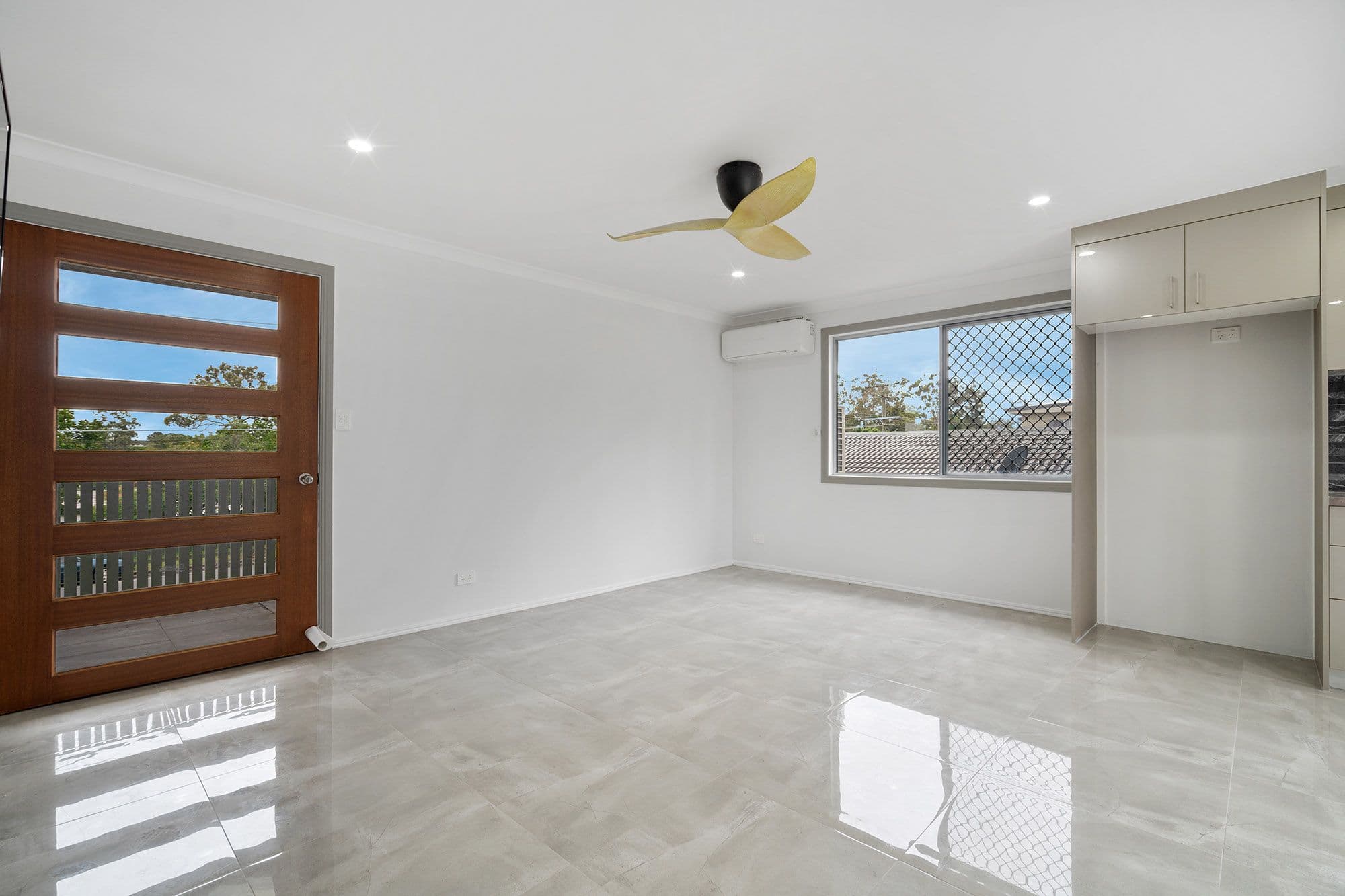 150 Juers Street, Kingston QLD 4114, Kingston - Thumbnail 4