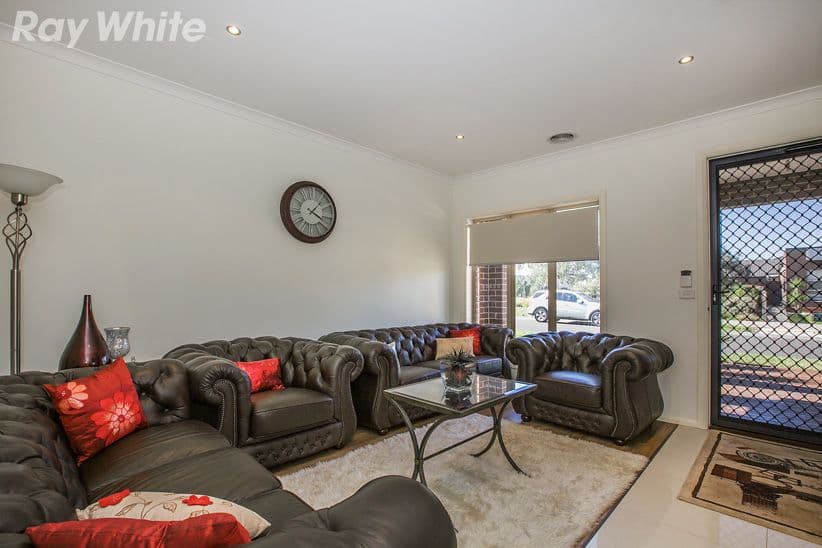 4 Clonard Crescent, Epping VIC 3076, Epping - Thumbnail 5