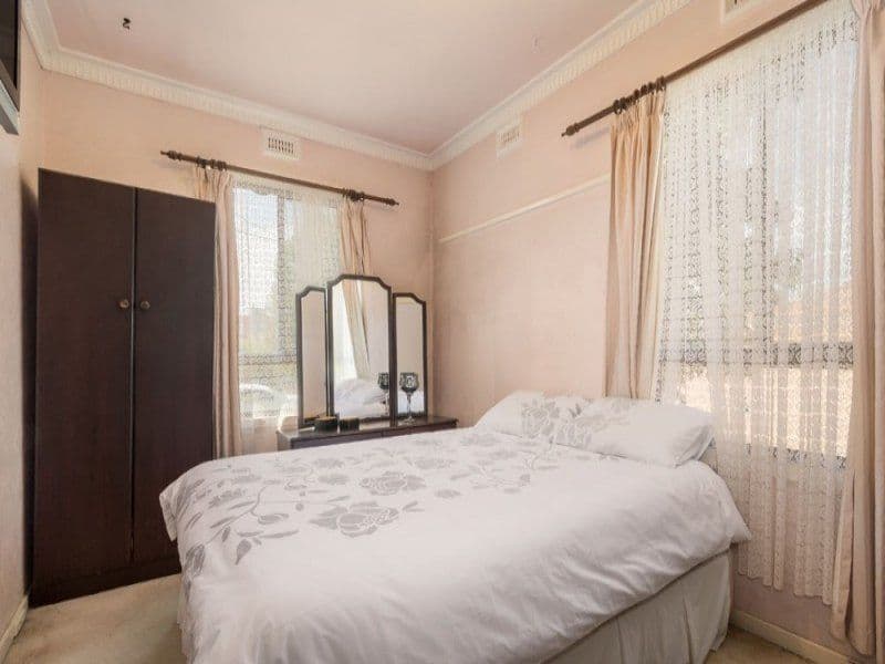 9 McComas Street, Reservoir VIC 3073, Reservoir - Thumbnail 7