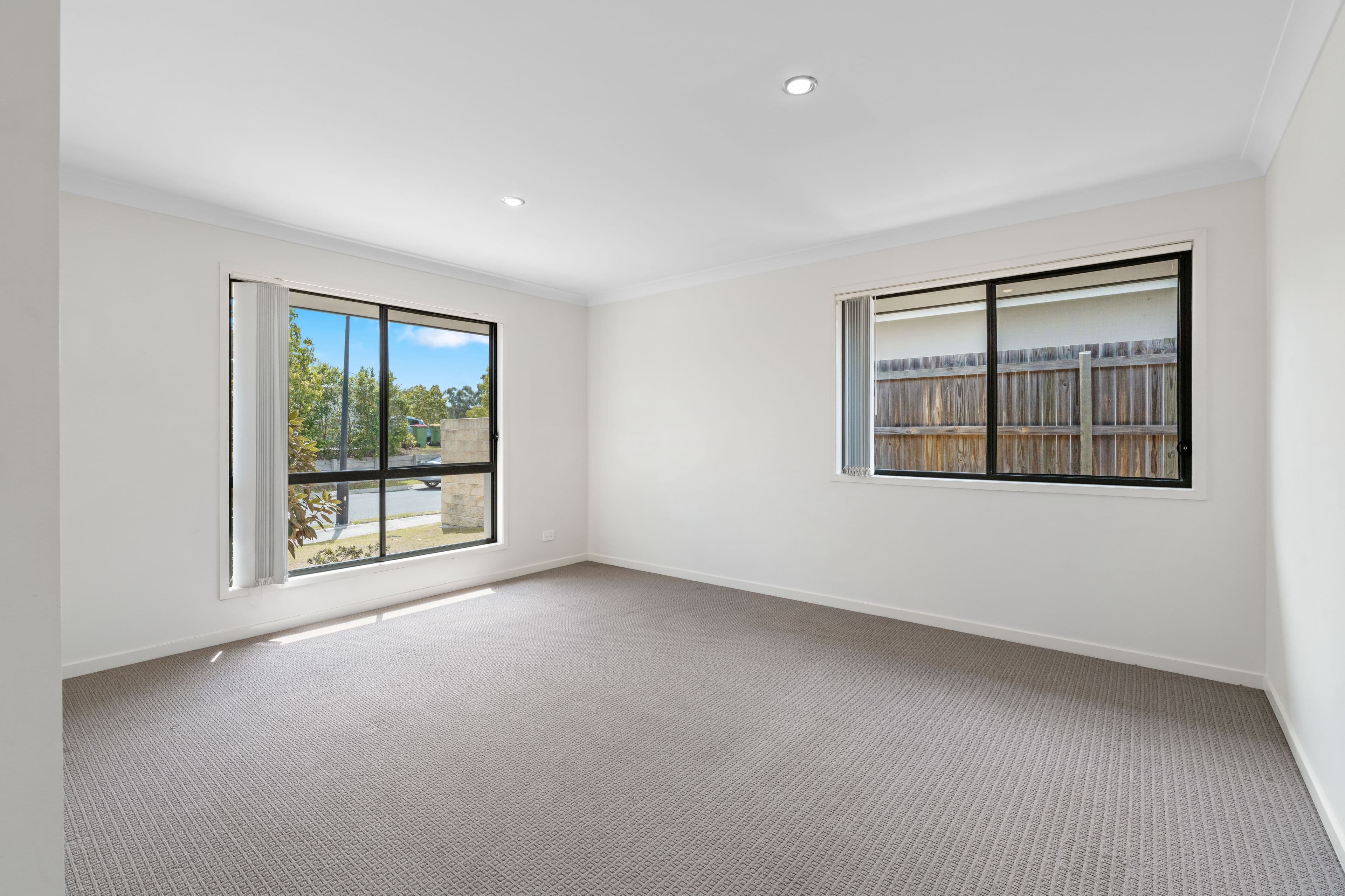 22 Hallvard Crescent, Augustine Heights QLD 4300, Augustine Heights - Thumbnail 5