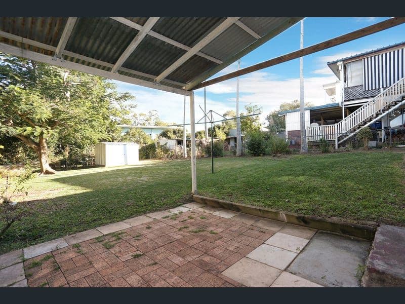 35 Gynther Avenue, Brighton QLD 4017, Brighton - Thumbnail 4