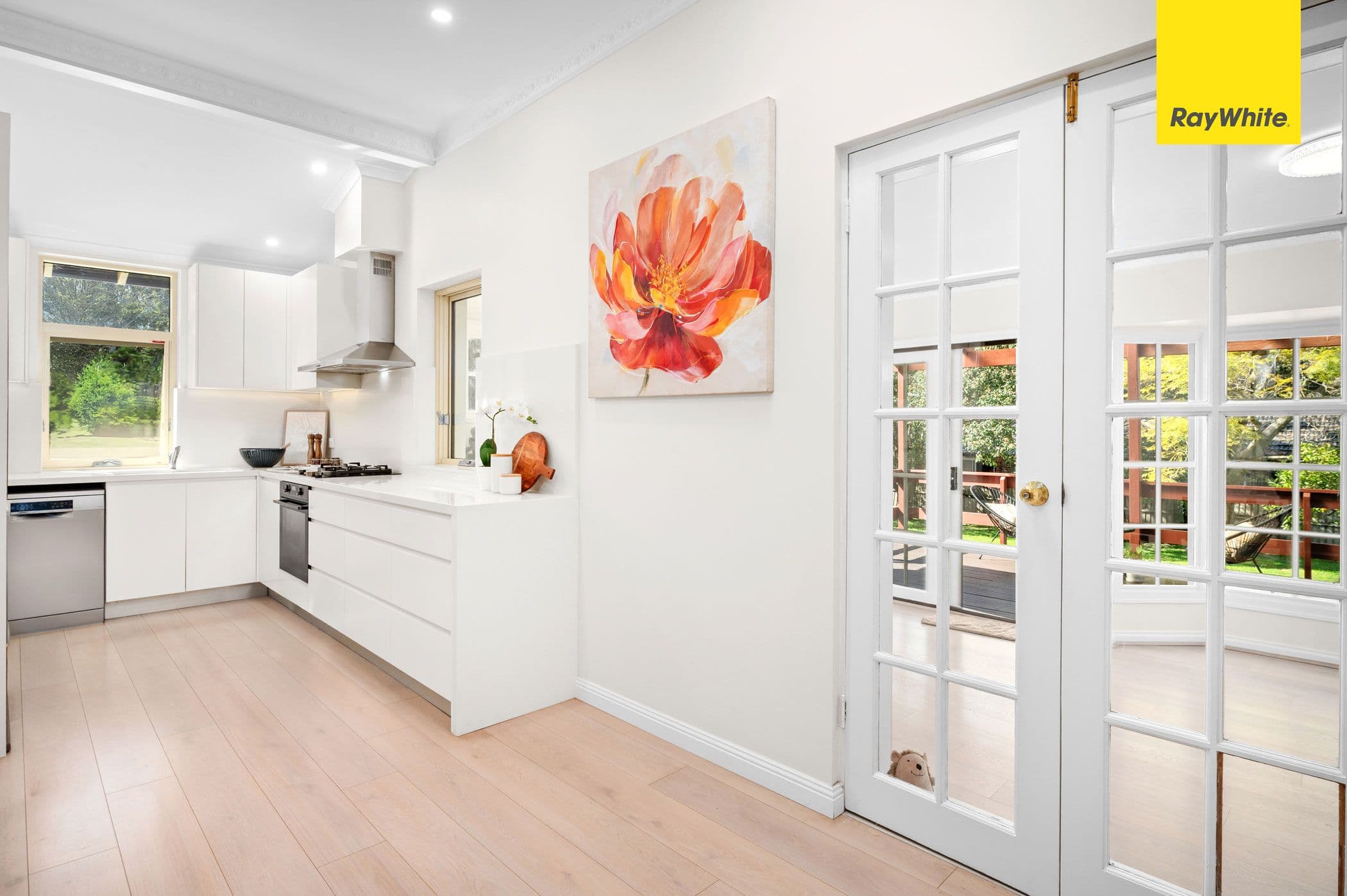 9 Lakeside Road, Eastwood NSW 2122, Eastwood - Thumbnail 4
