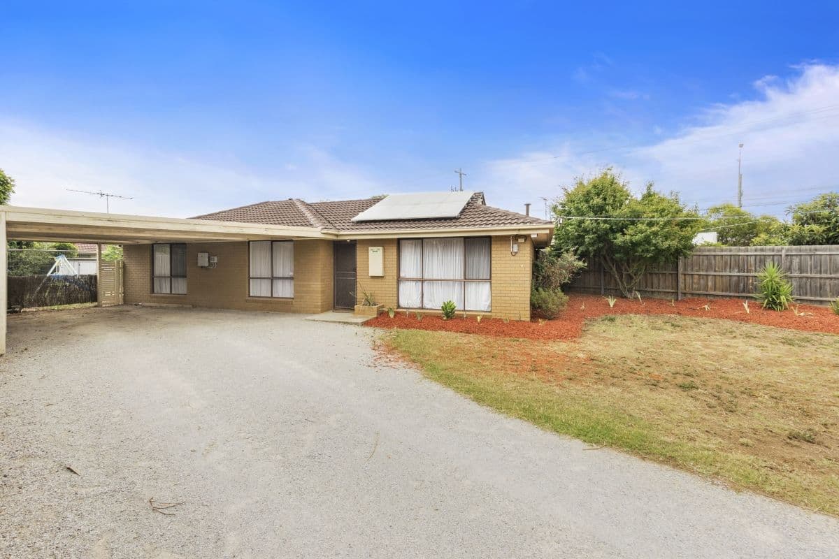 4 Tamarind Crescent, Werribee VIC 3030, Werribee - Image 1