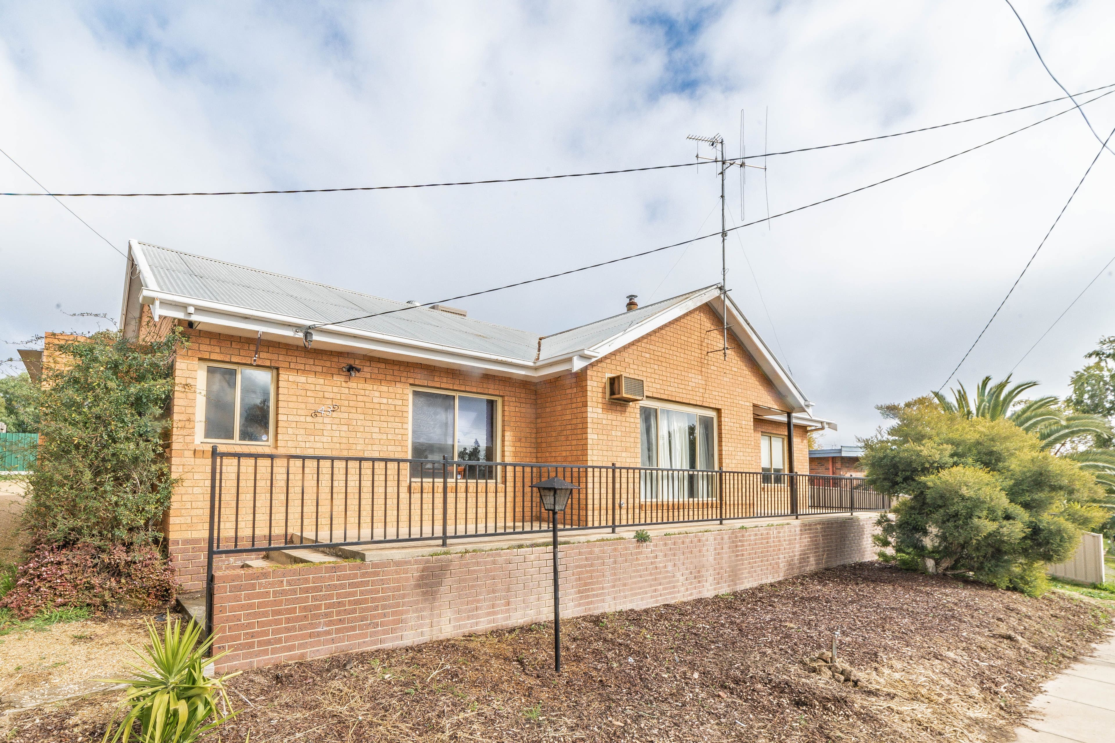 43 Holmes Road, Long Gully VIC 3550, Long Gully - Thumbnail 2