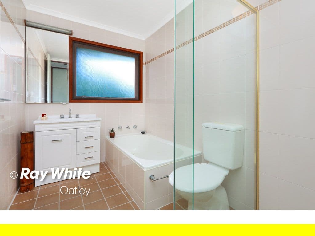 8 View Street, Peakhurst Heights - Thumbnail 8