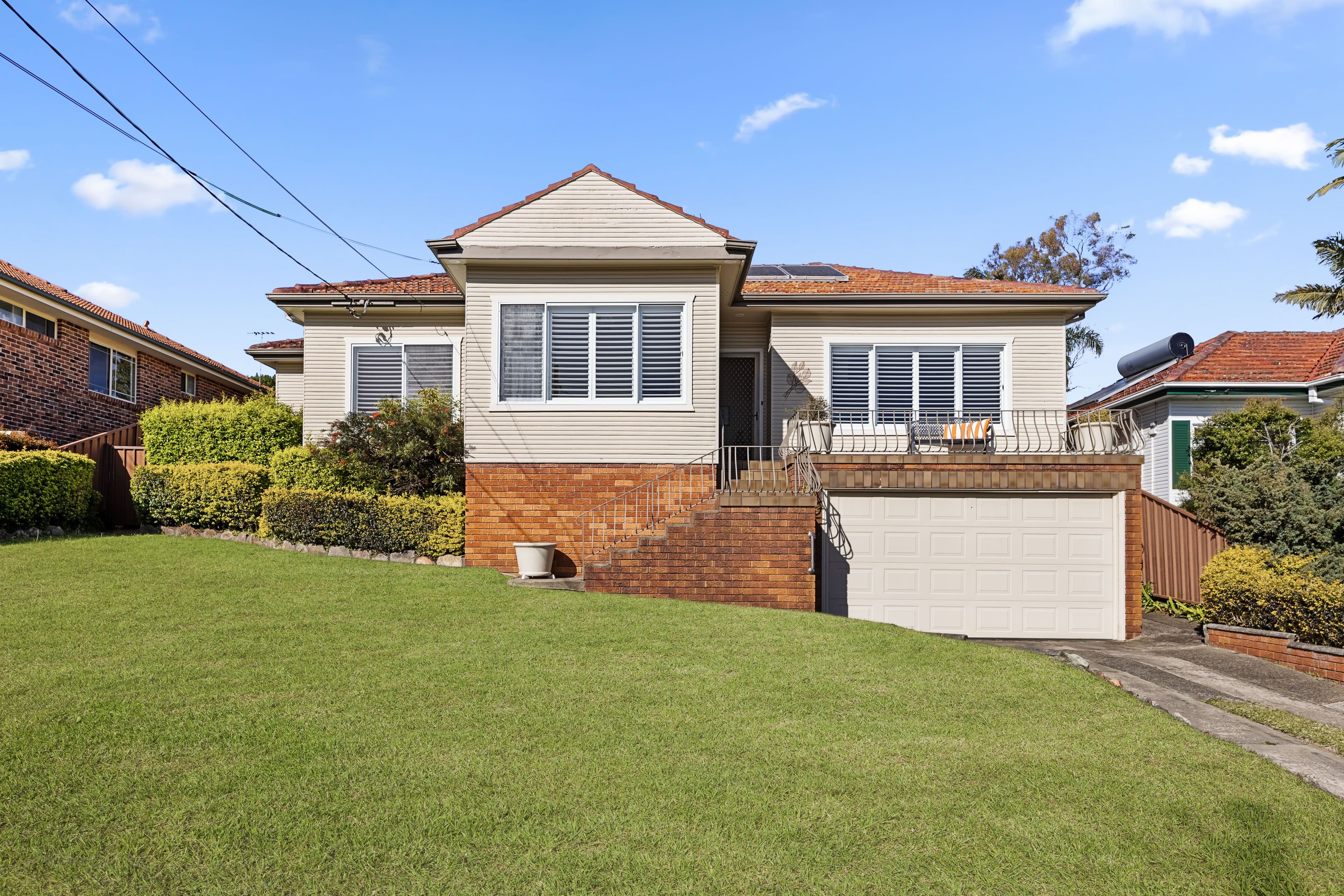 22 Loraine Avenue, Caringbah South NSW 2229, Caringbah South - Thumbnail 2