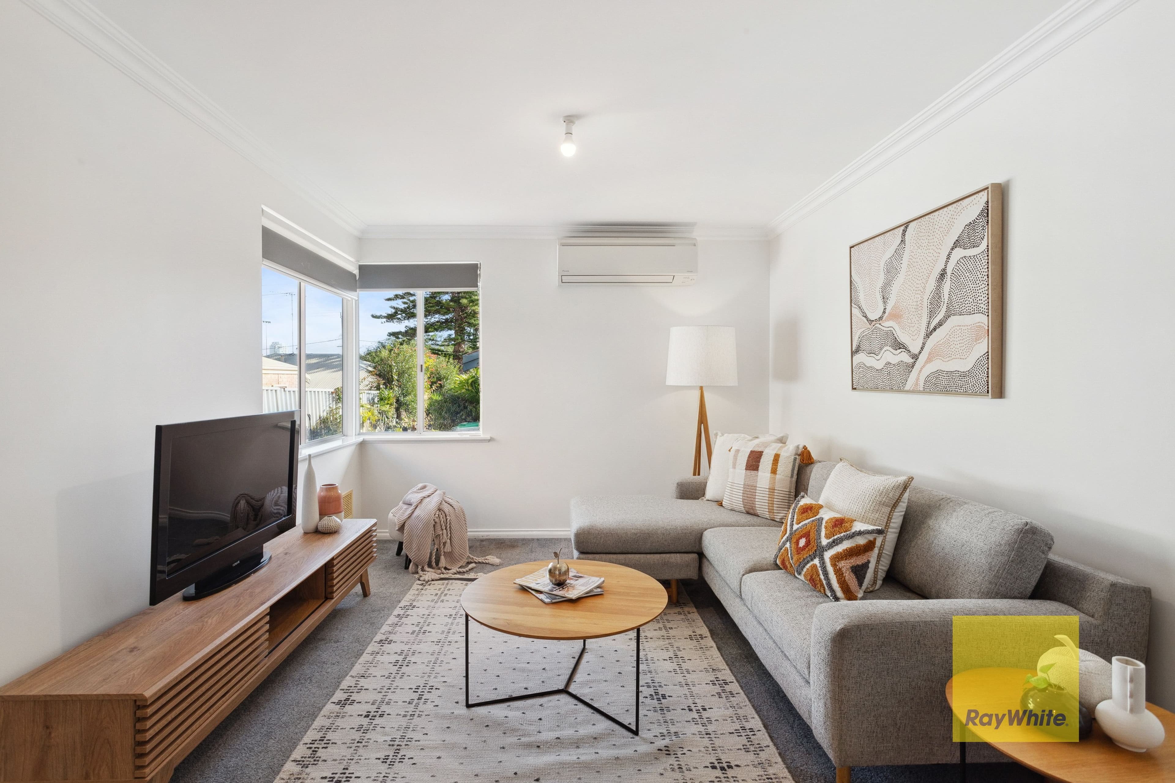 72 Deanmore Road, Scarborough WA 6019, Scarborough - Thumbnail 2