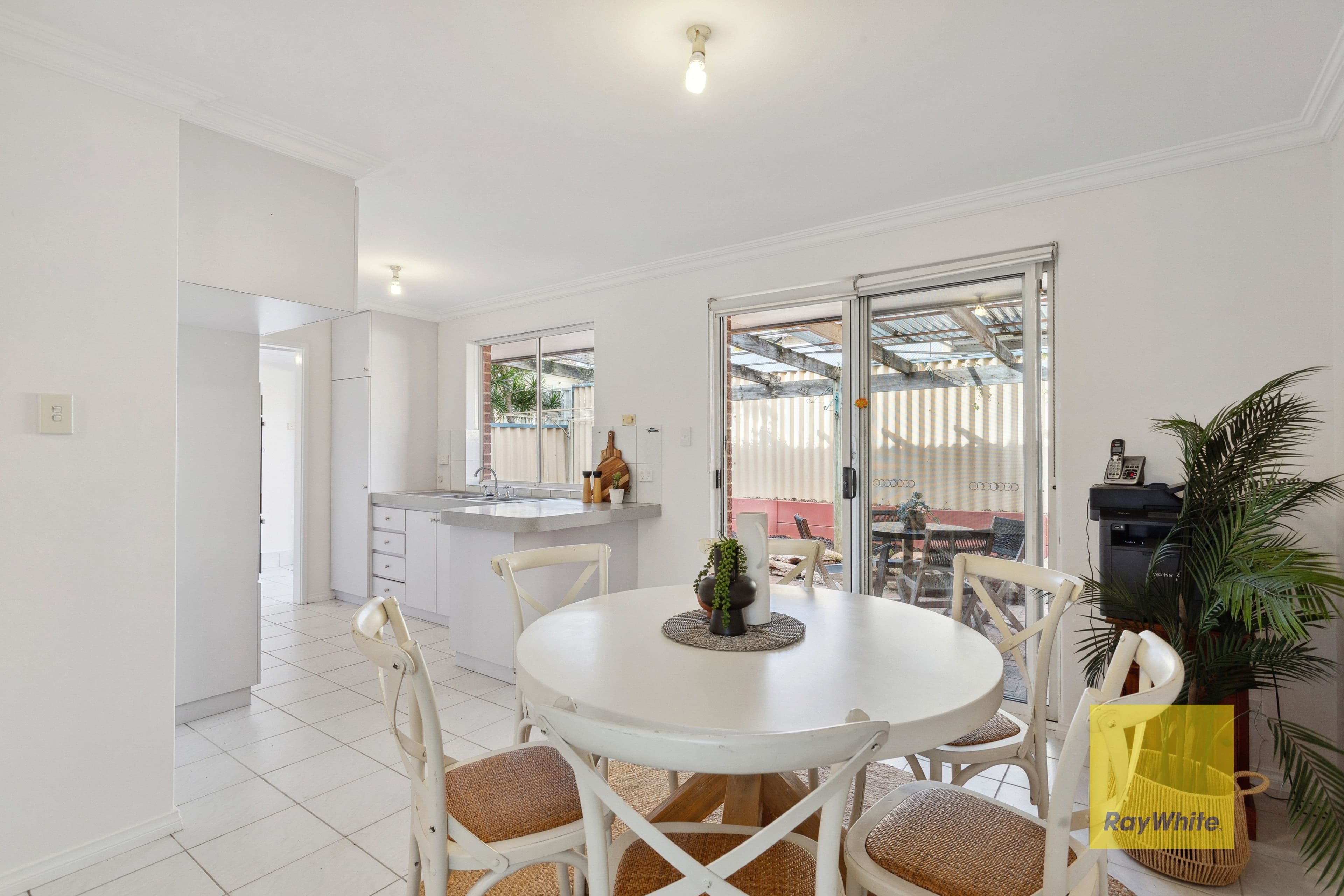 72 Deanmore Road, Scarborough WA 6019, Scarborough - Thumbnail 8