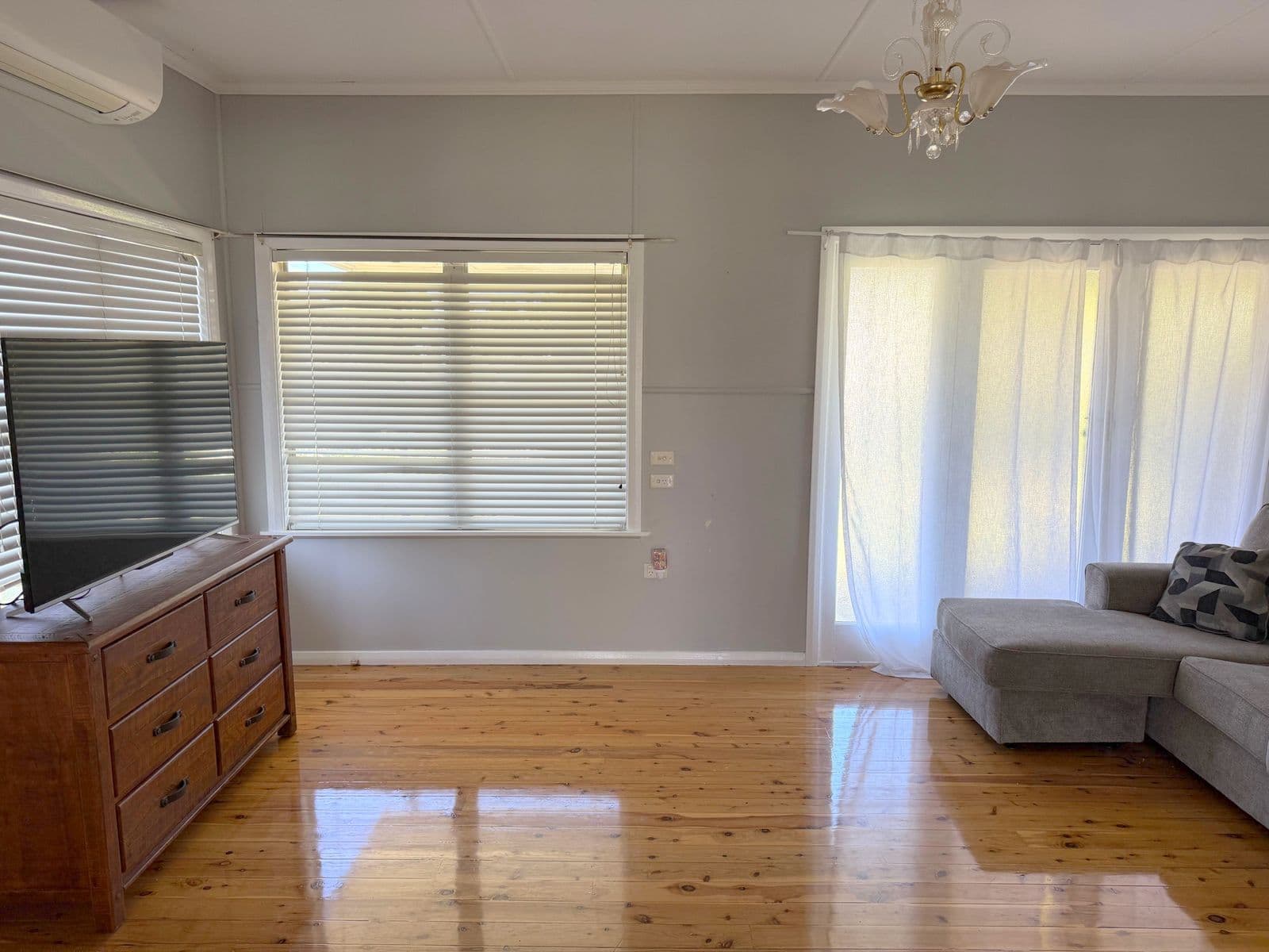 11 Thompsons Avenue, Moree NSW 2400, Moree - Thumbnail 6