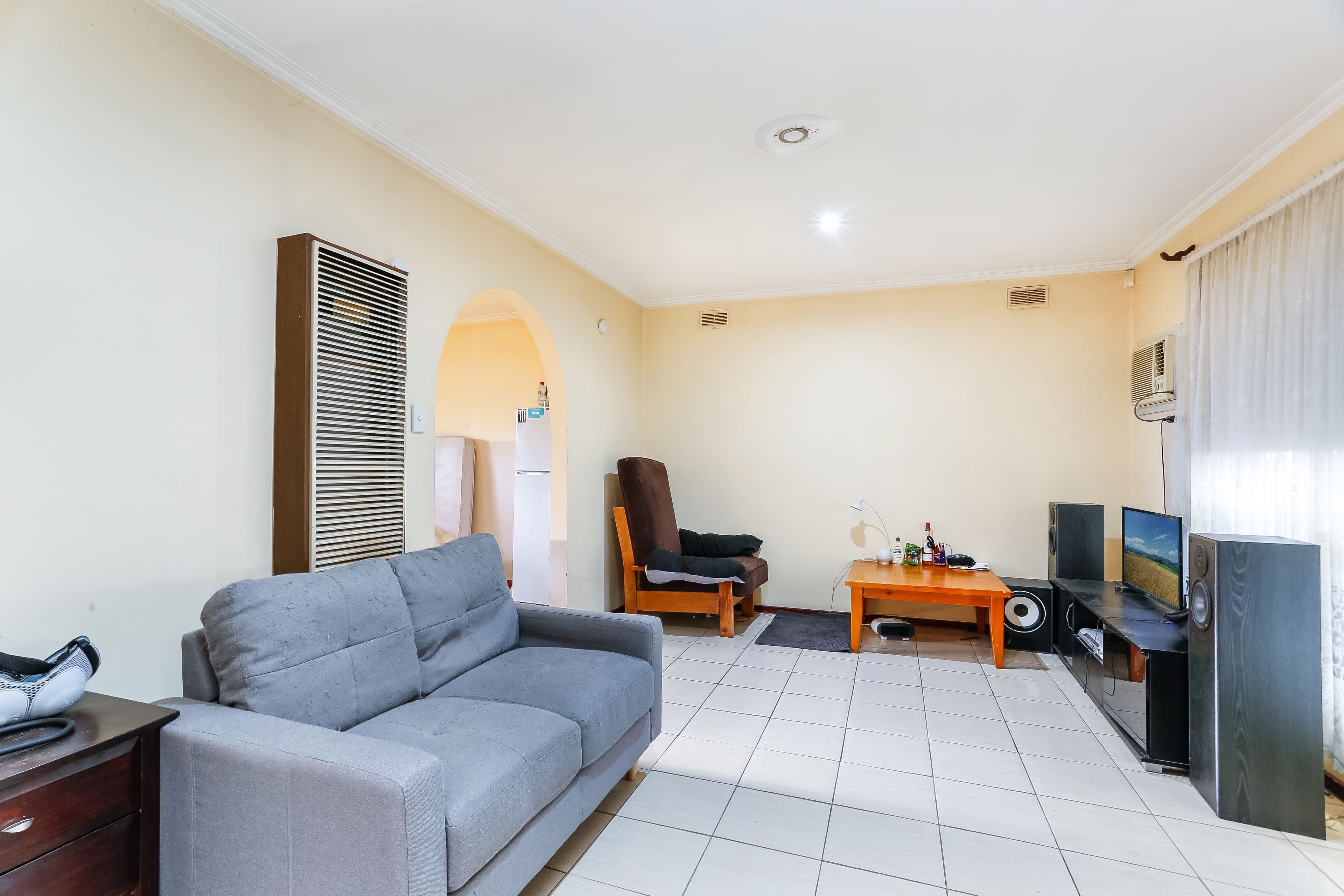 186-8 Hilton Street, Glenroy VIC 3046, Glenroy - Thumbnail 2