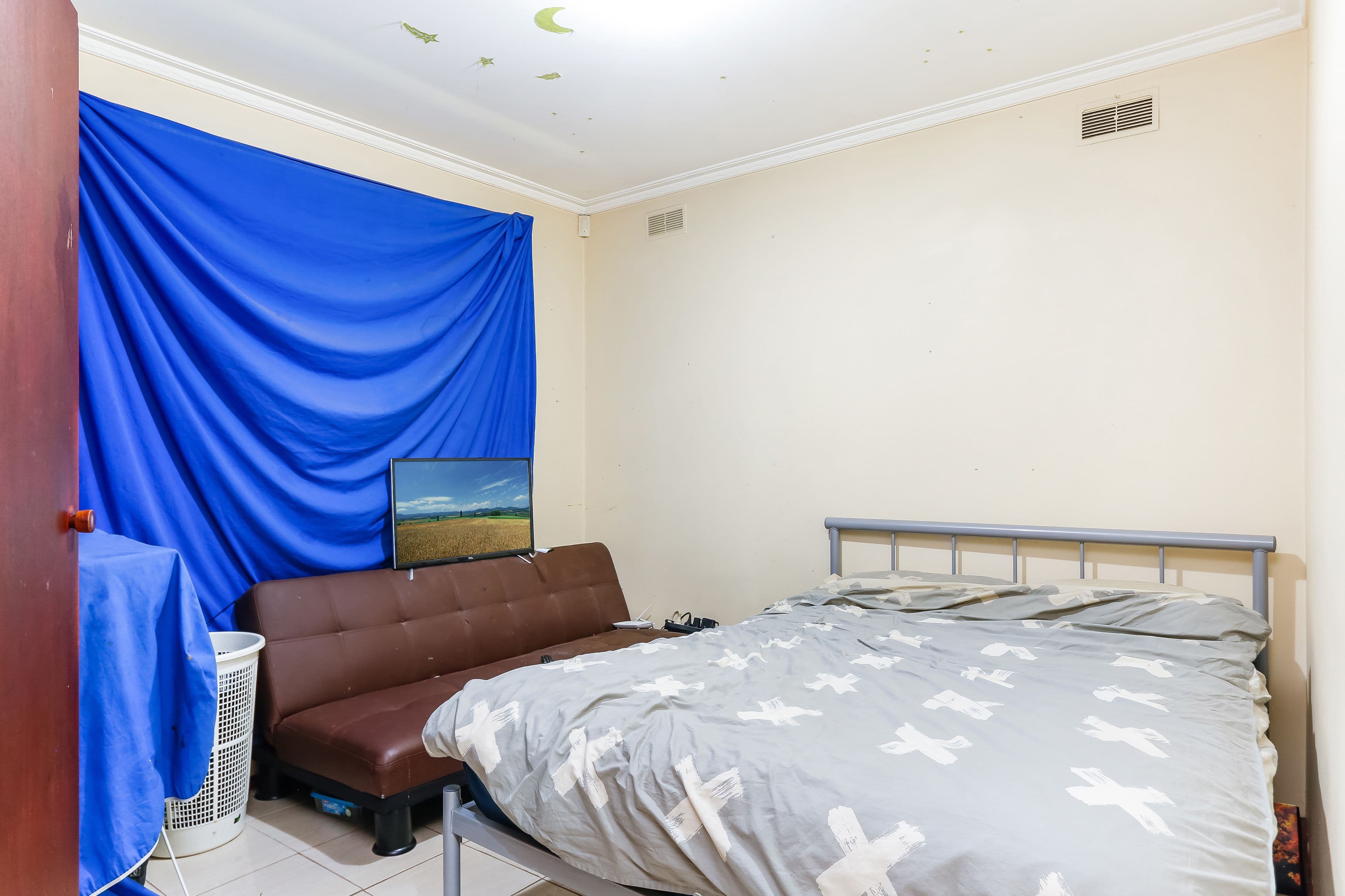 186-8 Hilton Street, Glenroy VIC 3046, Glenroy - Thumbnail 3