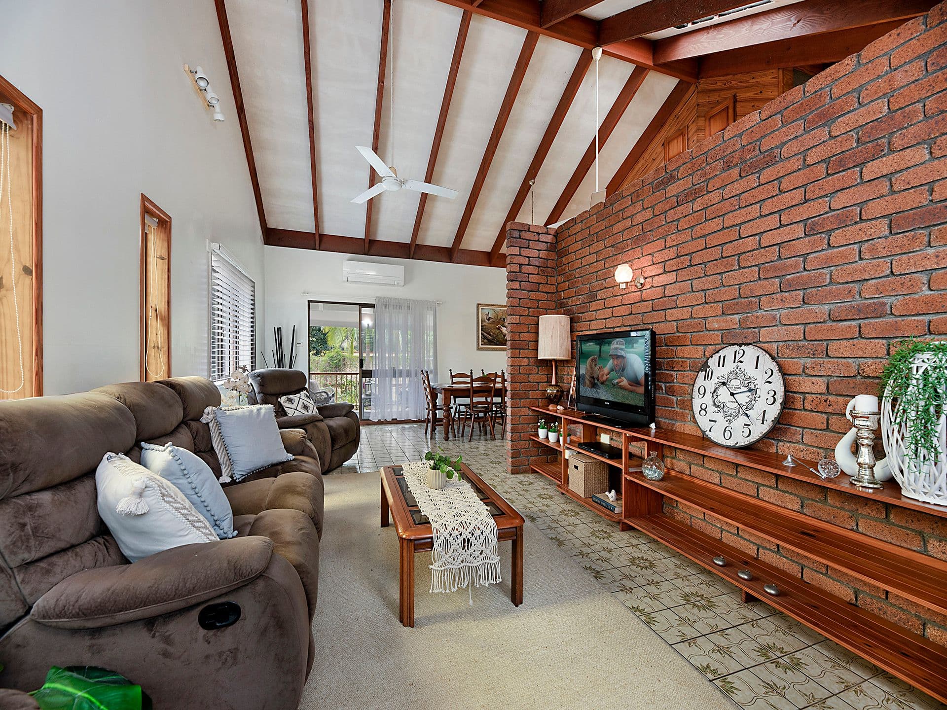 10 Jolly Crescent, Beerwah QLD 4519, Beerwah - Thumbnail 3