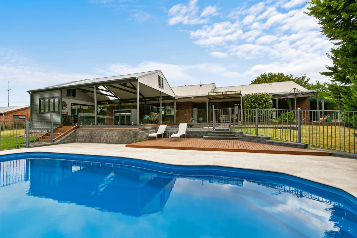 16 Matta Drive, Churchill VIC 3842, Churchill - Image 1