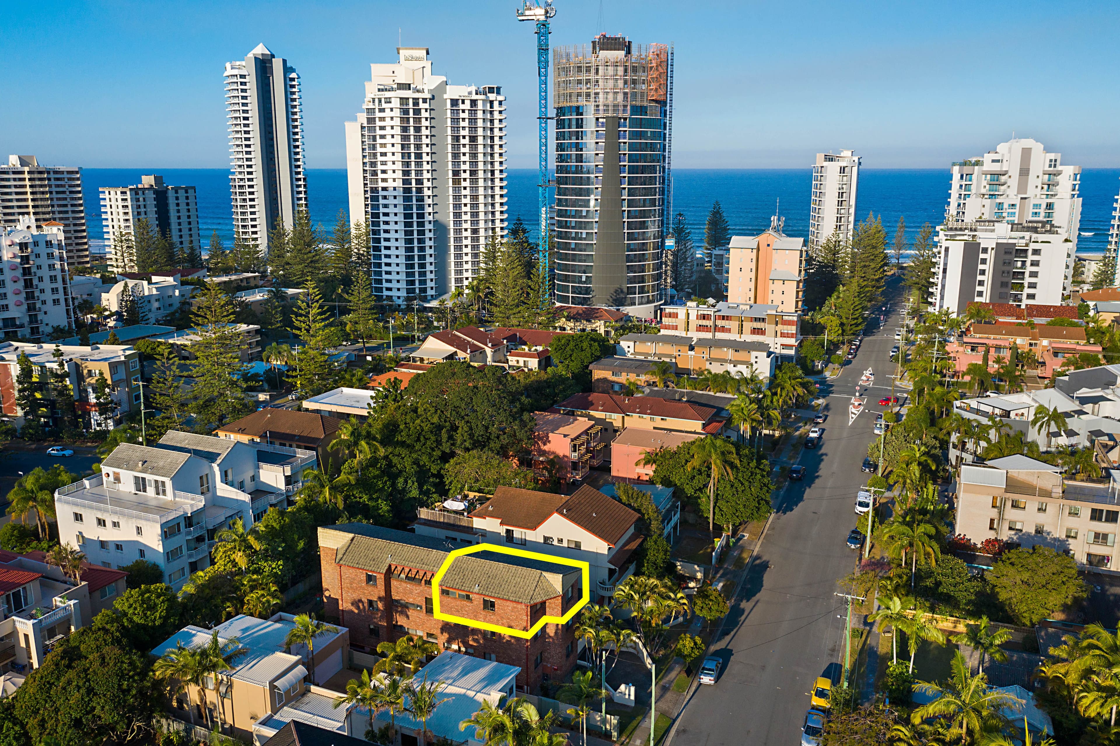 29 Second Avenue, Broadbeach QLD 4218, Broadbeach - Thumbnail 2