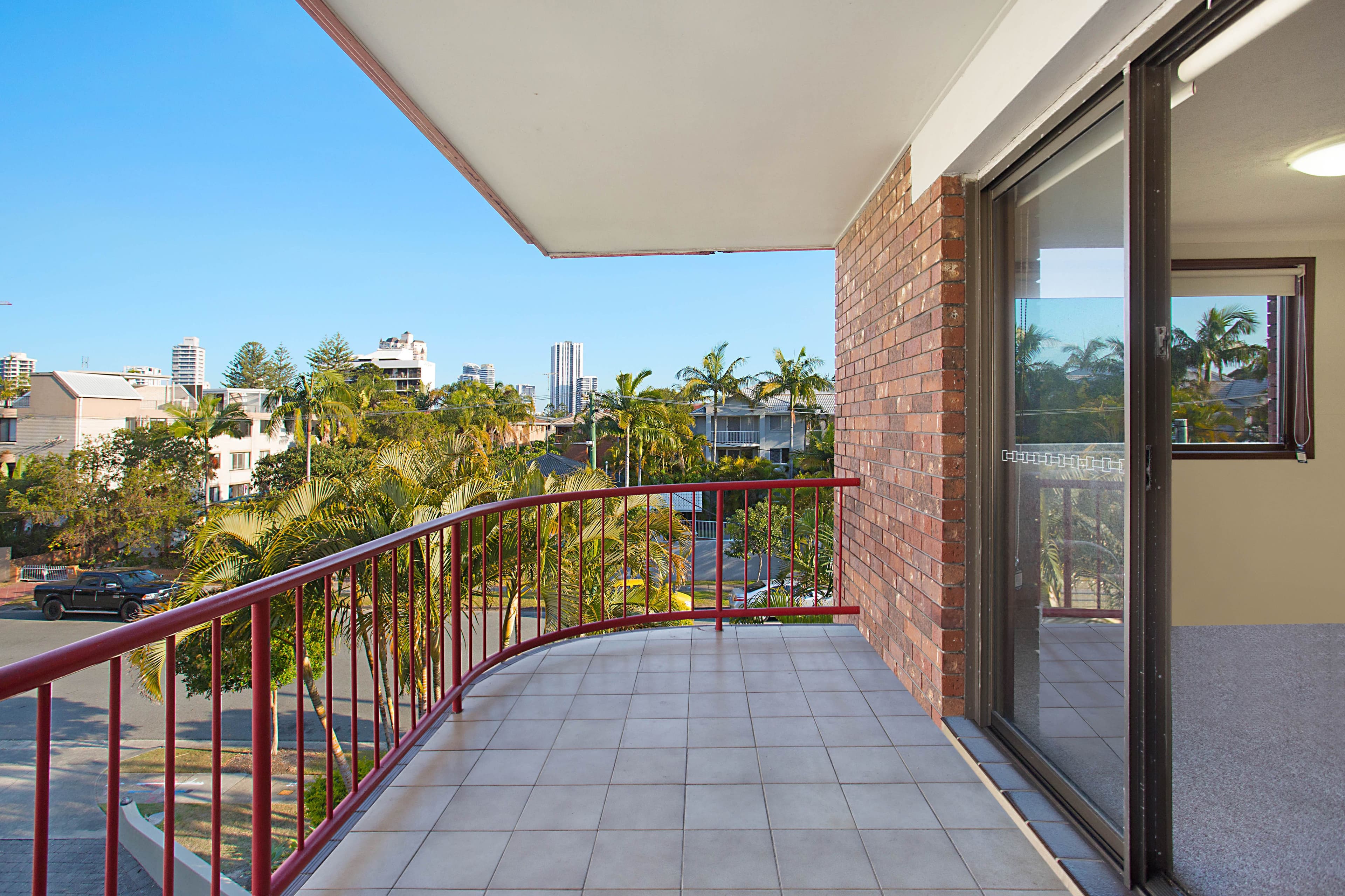 29 Second Avenue, Broadbeach QLD 4218, Broadbeach - Thumbnail 3