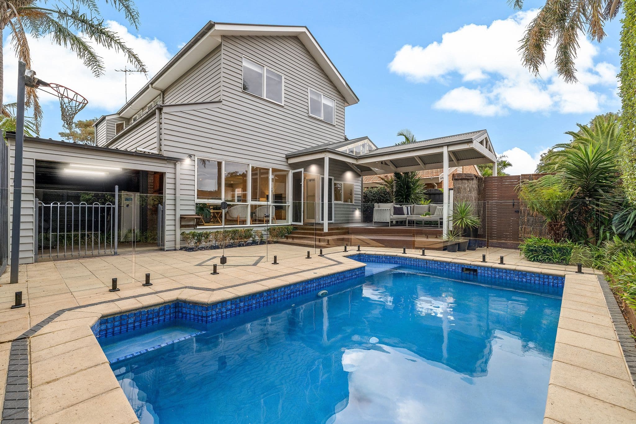 24 Antibes Street, Parkdale VIC 3195, Parkdale - Thumbnail 3