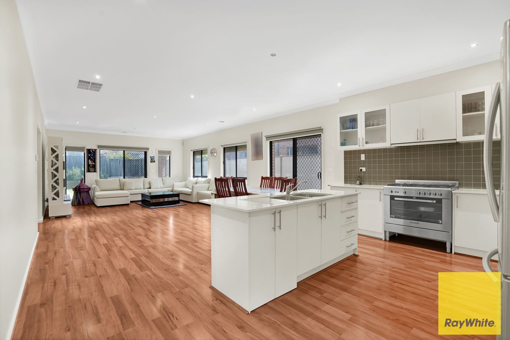 13 Connor Drive, Burnside Heights VIC 3023, Burnside Heights - Thumbnail 4