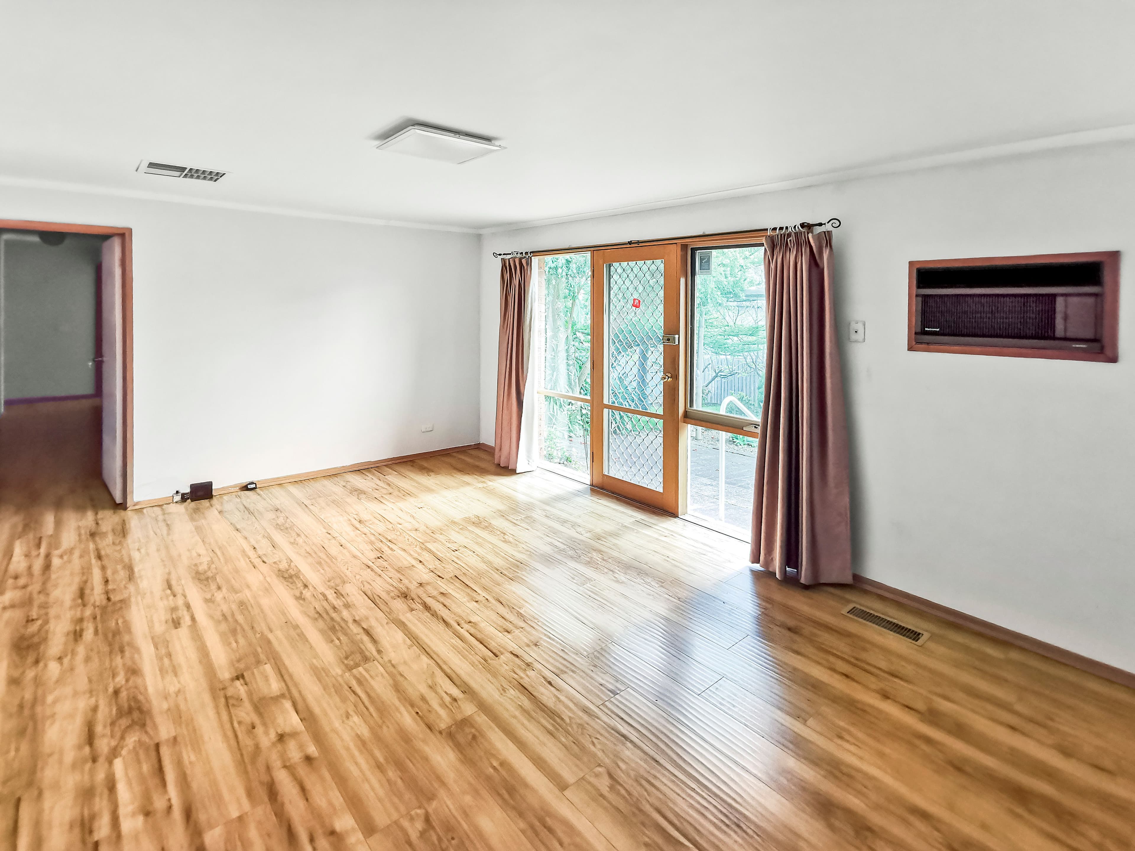 1 Lynda Court, Doncaster East VIC 3109, Doncaster East - Thumbnail 4