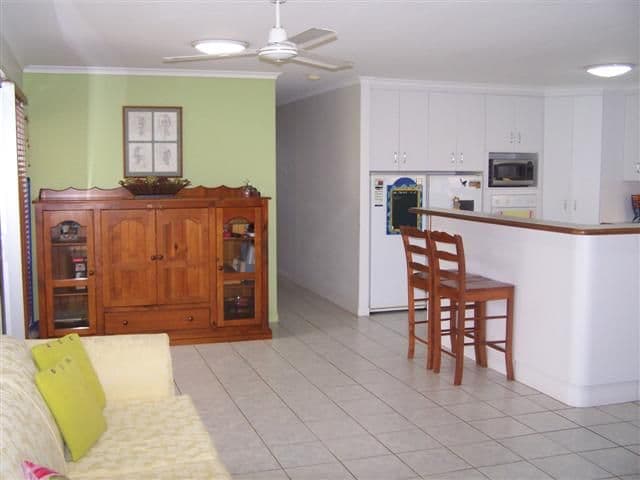 22  Waratah Street, GLADSTONE QLD 4680, Gladstone Central - Thumbnail 5