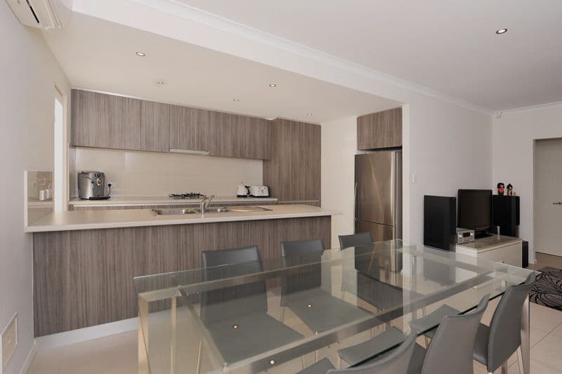 21 Lovegrove Way, MORLEY WA 6062, Morley - Thumbnail 6