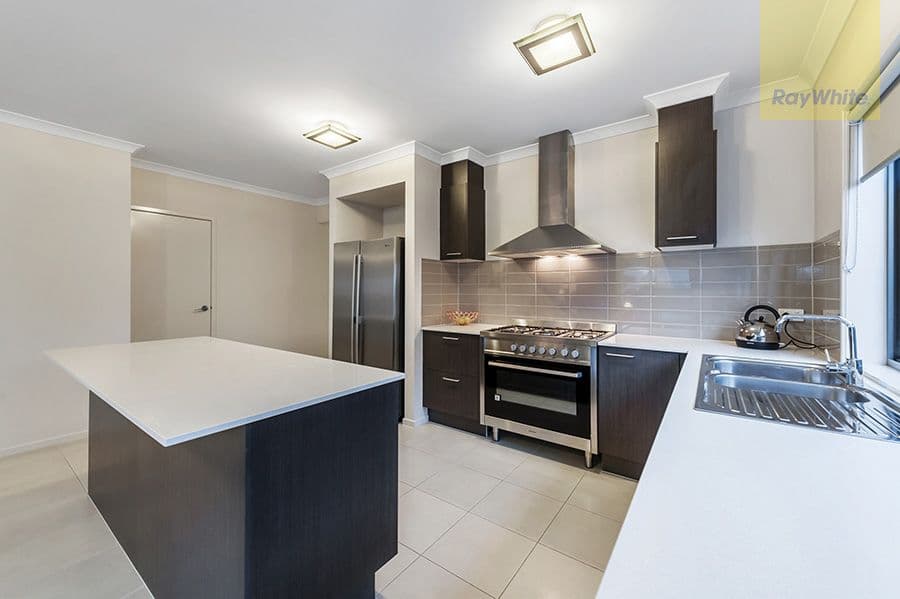 61 Wattletree Street, Craigieburn VIC 3064, Craigieburn - Thumbnail 3