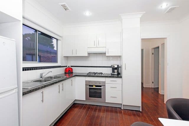 24 Seston Street, RESERVOIR VIC 3073, Reservoir - Thumbnail 5
