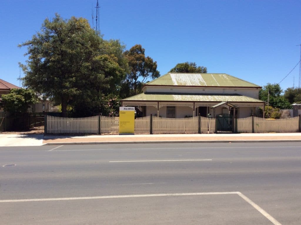 102 George Street, Moonta SA 5558, Moonta - Thumbnail 2