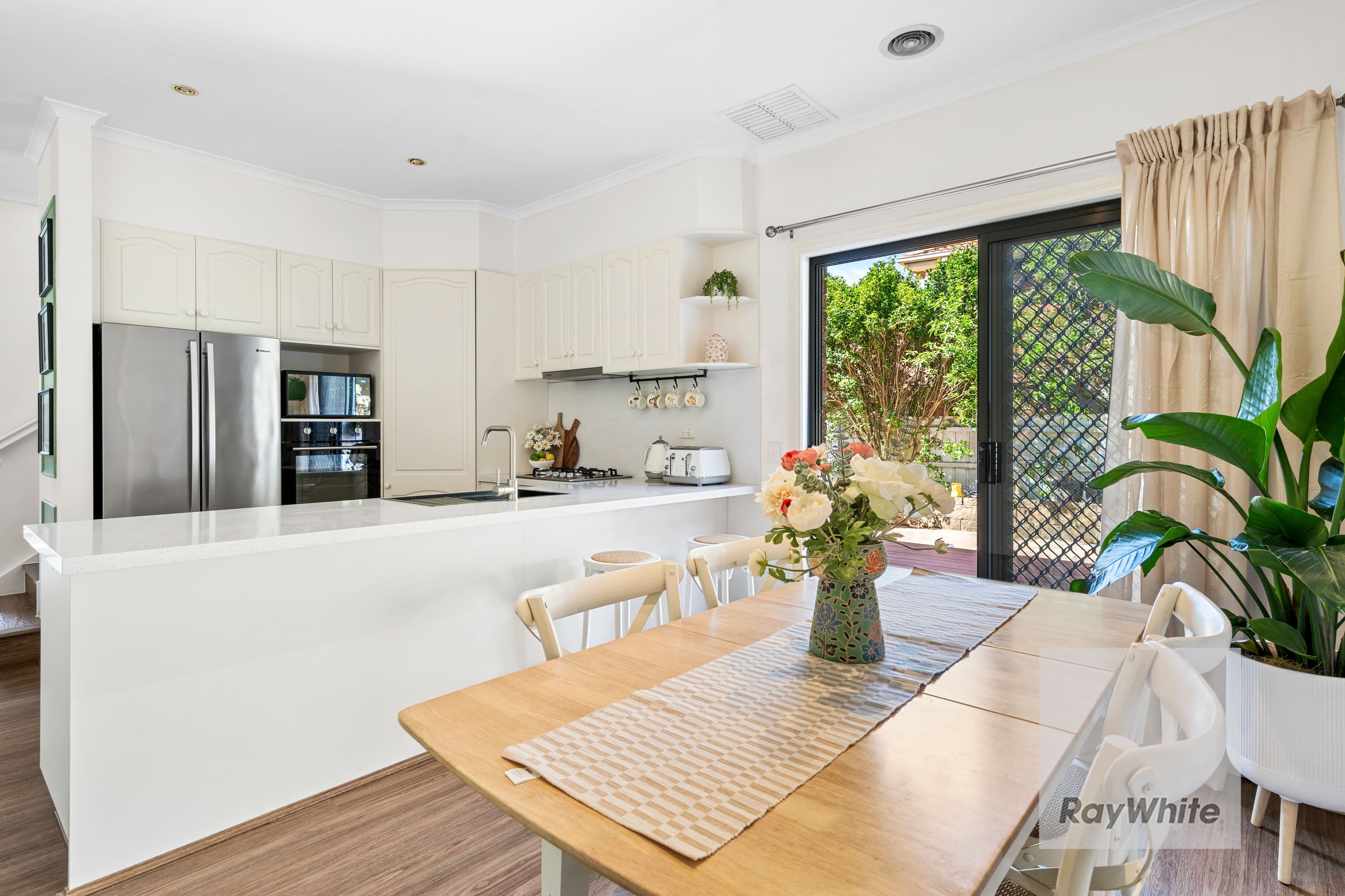 20 Willunga Way, Bundoora VIC 3083, Bundoora - Thumbnail 8