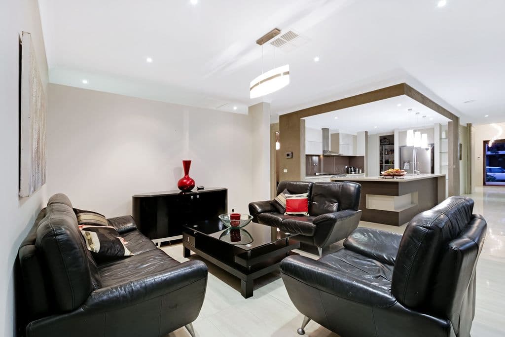 66 Suncroft Drive, LALOR VIC 3075, Lalor - Thumbnail 3