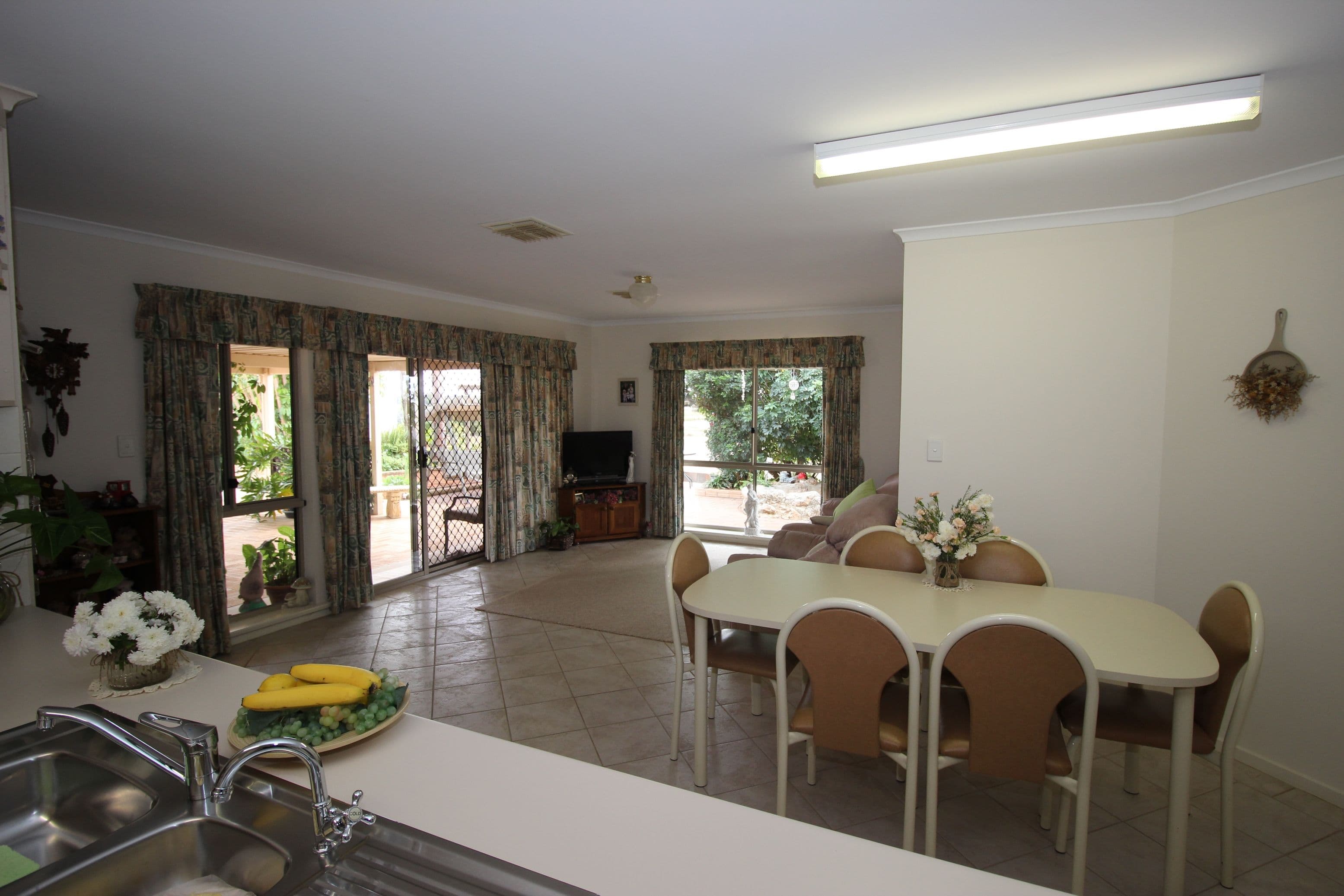 181 West Road, Waikerie SA 5330, Waikerie - Thumbnail 3