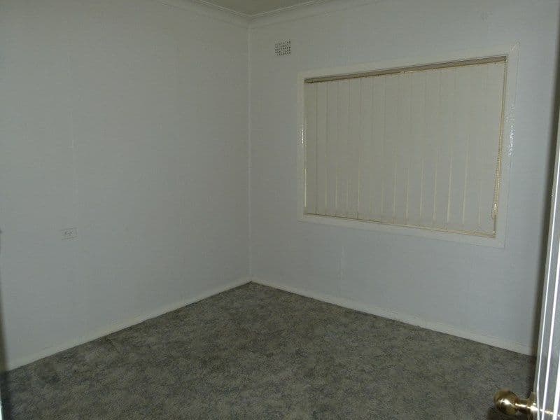 6 Bathurst Street, FORBES NSW 2871, Forbes - Thumbnail 6
