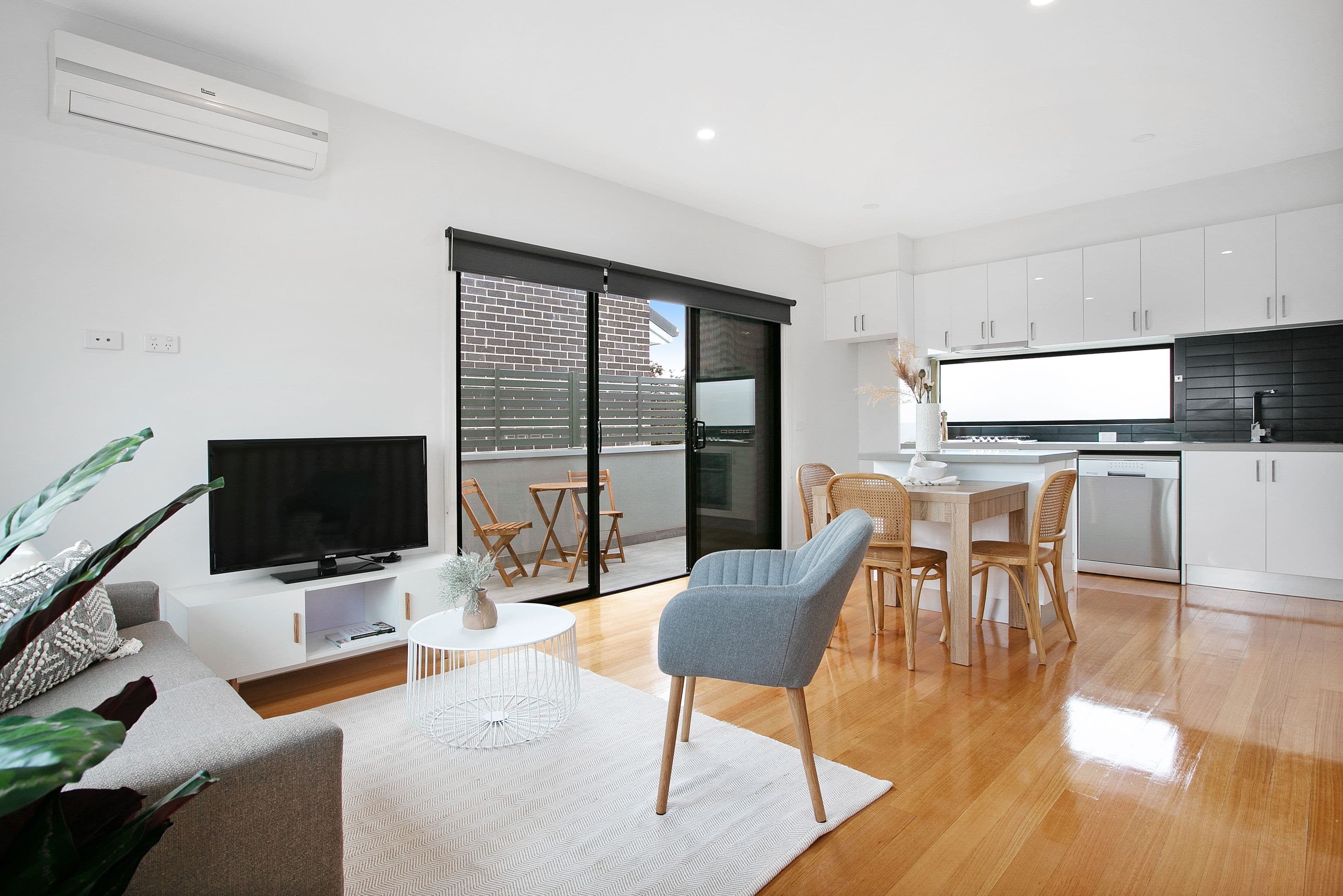 20 Orrong Avenue, Reservoir VIC 3073, Reservoir - Thumbnail 2